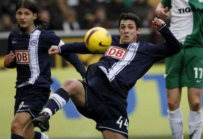  ماركو بانتليتش ومواطنه الصربي جويكو كاكار 