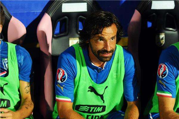 أندريا بيرلو