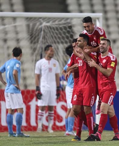 من مباراة لبنان مع لاوس