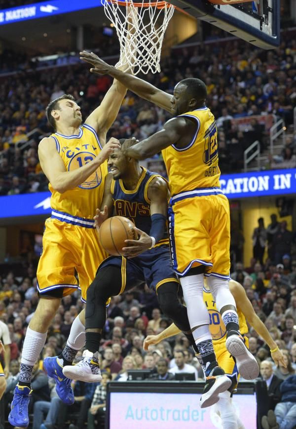 2016-01-19t040927z_283557624_nocid_rtrmadp_3_nba-golden-state-warriors-at-cleveland-cavaliers_reuters