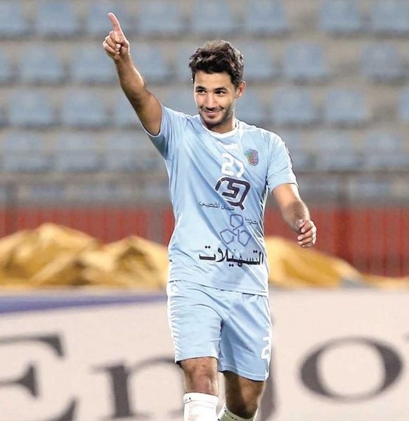 حمد العنزي صاحب هدف الفوز 