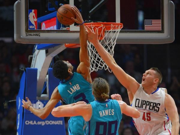 2016-01-09t214316z_165095226_nocid_rtrmadp_3_nba-charlotte-hornets-at-los-angeles-clippers_reuters