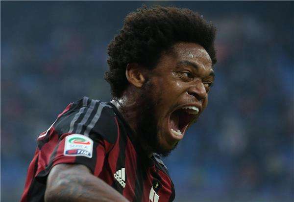 لويز أدريانو