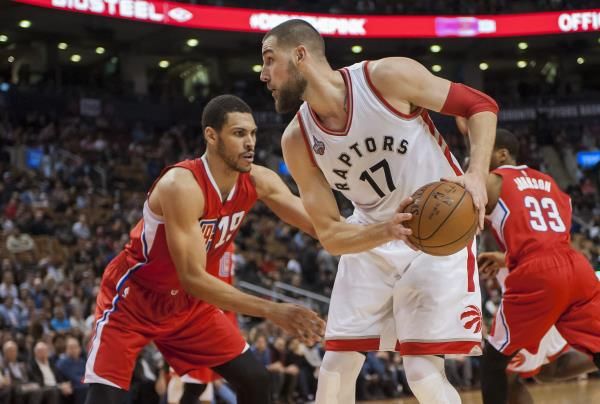 2016-01-25t022849z_463779670_nocid_rtrmadp_3_nba-los-angeles-clippers-at-toronto-raptors_reuters