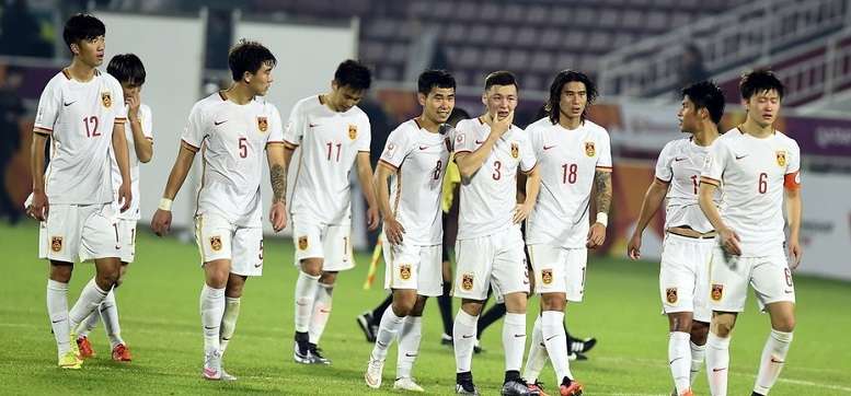 منتخب الصين الأولمبي بعد خروجهم من كأس آسيا 2016 لتحت 23 عاماً بقطر