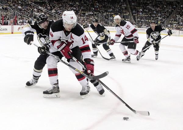 2016-01-27t034829z_122135633_nocid_rtrmadp_3_nhl-new-jersey-devils-at-pittsburgh-penguins_reuters