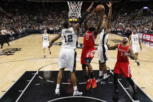 2016-01-28t023431z_938235568_nocid_rtrmadp_3_nba-houston-rockets-at-san-antonio-spurs_reuters