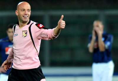 ميجلياشكو يحتفل بهدفه الأول في شباك نابولي