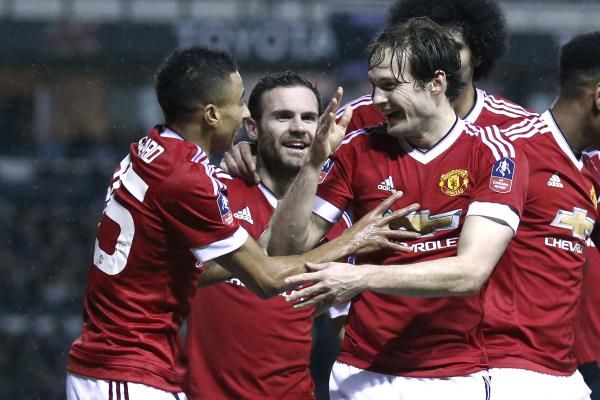 2016-01-29t212313z_97104193_mt1aci14262239_rtrmadp_3_soc_reuters