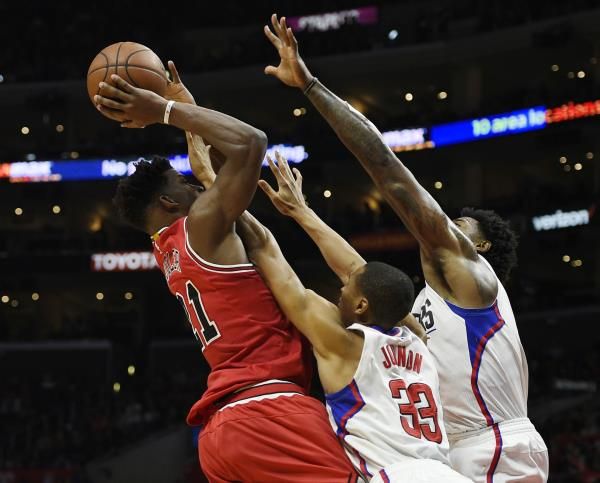 2016-01-31t232702z_94851305_nocid_rtrmadp_3_nba-chicago-bulls-at-los-angeles-clippers_reuters