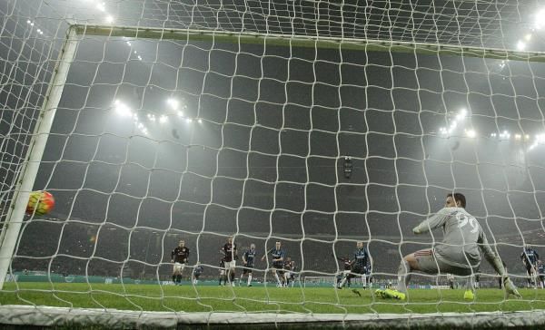 2016-01-31t220239z_1352212905_gf10000291358_rtrmadp_3_soccer-italy_reuters