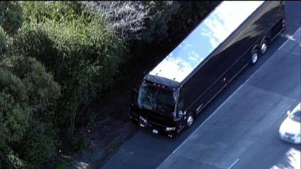 bus-softball