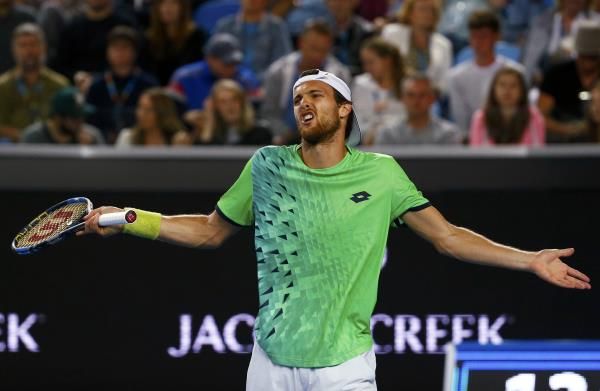 2016-01-23t105916z_1290397512_sr1ec1n0uhw69_rtrmadp_3_tennis-open_reuters
