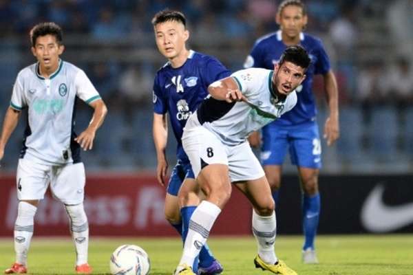 تشونبوري ويانغون يونايتد 