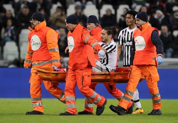 2016-02-03t211914z_814146237_gf10000295113_rtrmadp_3_soccer-italy_reuters