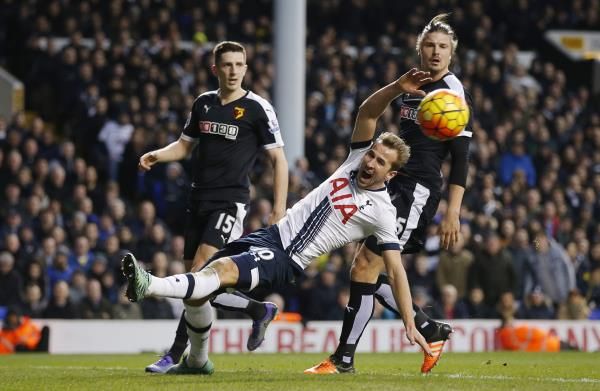 2016-02-06t164706z_97778826_mt1aci14270174_rtrmadp_3_soccer-england-tot-wat_reuters