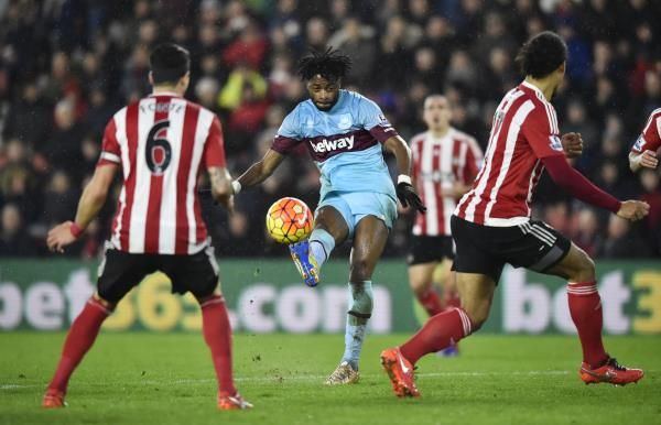 2016-02-06t185945z_97786785_mt1aci14270557_rtrmadp_3_soccer-england-sou-whu_reuters