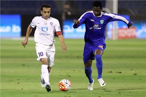 صورة من مباراة الهلال و الفتح