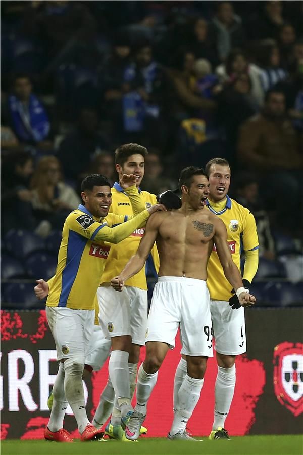 من لقاء  أروكا و بورتو