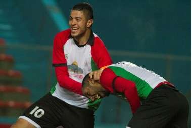 فرحة لاعبي سلوان بالفوز على الأمعري