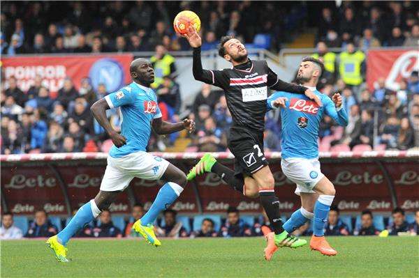 لقطة من مباراة نابولي و كاربي