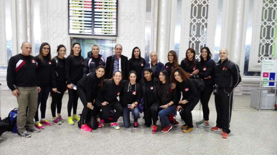 منتخب سيدات تونس للكرة الطائرة في مطار قرطاج الدولي