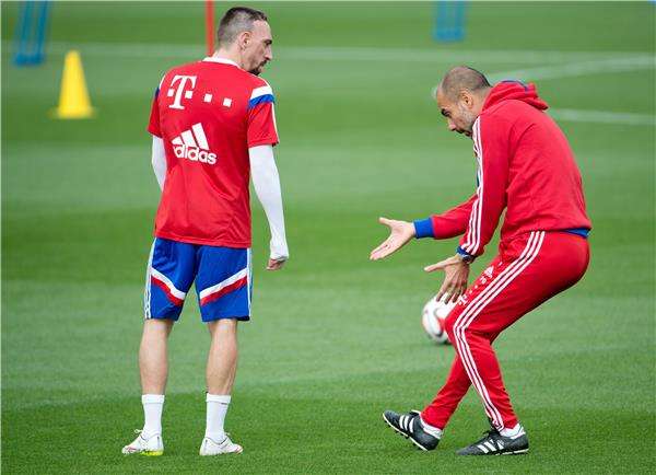 فرانك ريبيري وجوارديولا 