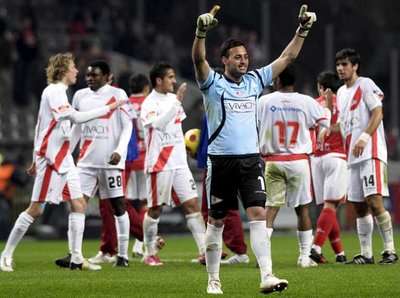 فرحة لاعبي ليشويس بالفوز