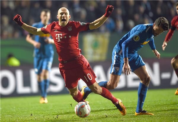 روبن في اللعبة التي حصل فيها على ركلة جزاء