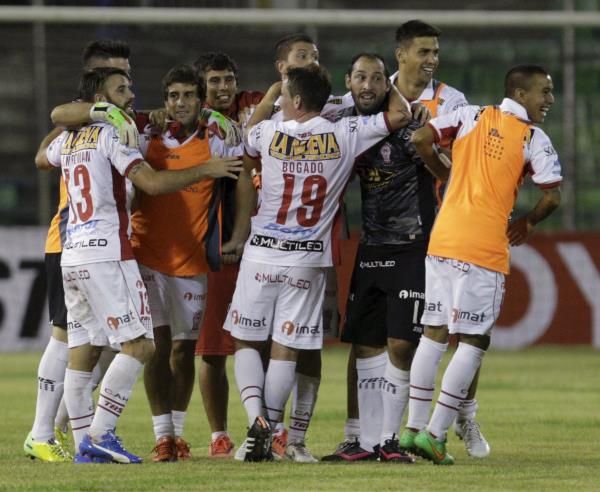 2016-02-10t030055z_1878008303_gf10000302898_rtrmadp_3_soccer-libertadores_reuters