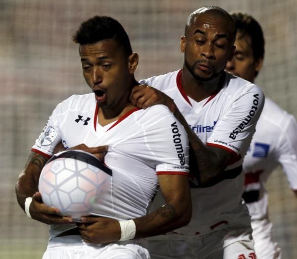 2016-02-11t015850z_1266751305_gf10000304058_rtrmadp_3_soccer-libertadores_reuters