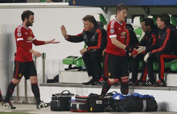 2015-12-08t211551z_92610951_mt1aci14215299_rtrmadp_3_soc_reuters