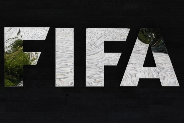 2012-07-05t143113z_1353583269_gm1e8751qhn01_rtrmadp_3_soccer-fifa-technology_reuters