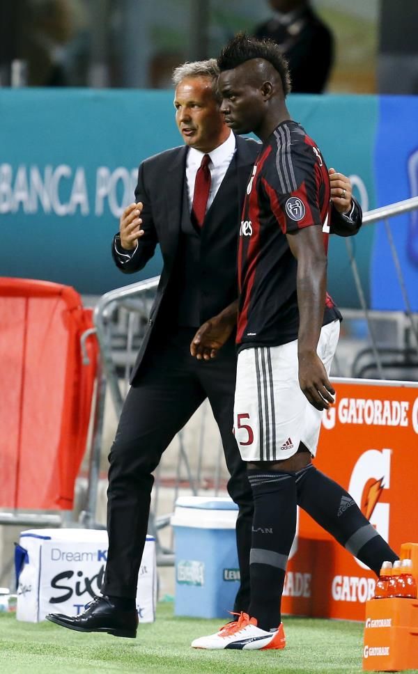 ماريو بالوتيلي و سينيسا ميهايلوفيتش