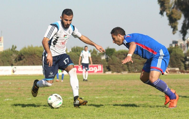 من لقاء الشاطئ والهلال