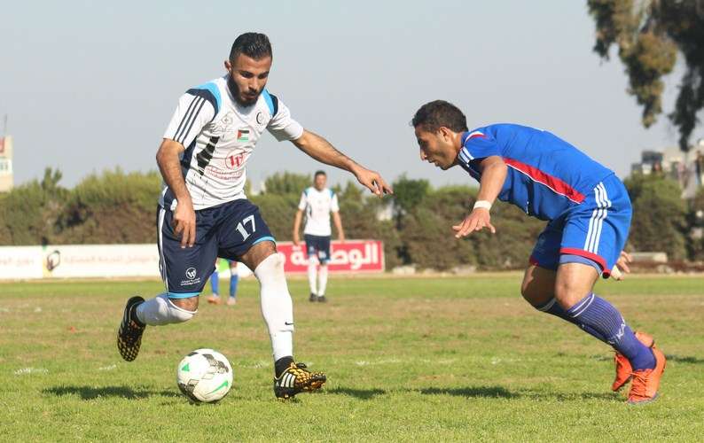 من لقاء الشاطئ والهلال