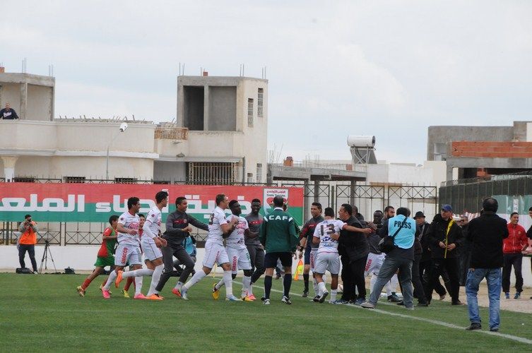 لقطة من مباراة الملعب التونسي والإفريقي