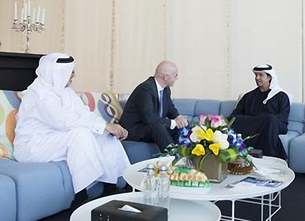 صورة من اللقاء