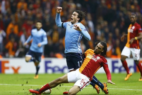 2016-02-18t205507z_1552133964_lr1ec2i1m3kcg_rtrmadp_3_soccer-europa-gal-laz_reuters