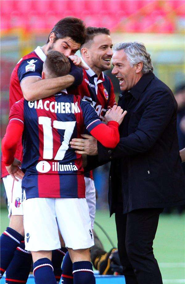 روبرتو دونادوني يشيد بعقلية لاعبيه