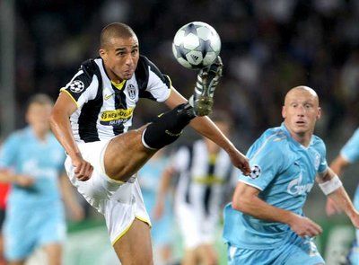 الفرنسي تريزيغيه يعود إلى الملاعب