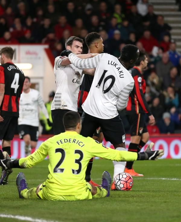 2016-02-20t185305z_98995985_mt1aci14282490_rtrmadp_3_soc_reuters