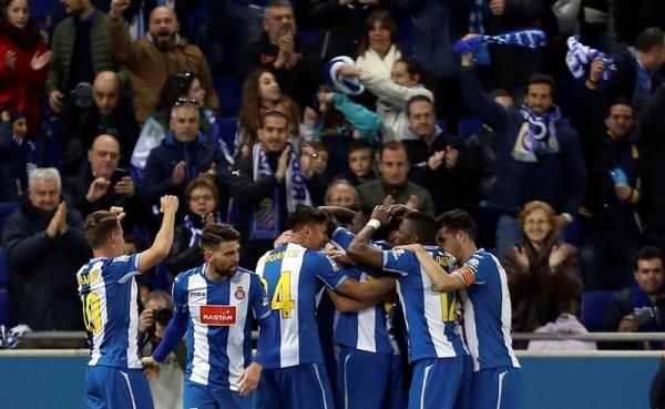 20160220-635915943541036288w_efe