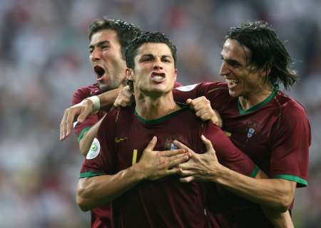 2006-07-01t182337z_01_wcck154_rtridsp_2_sport-soccer-world