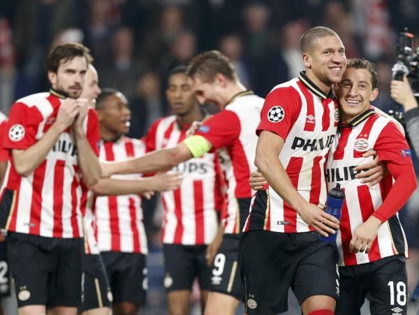 2015-12-08t220903z_1676458226_lr1ebc81pisab_rtrmadp_3_soccer-champions-psv-csk_reuters