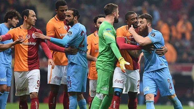 لقطة من لقاء جالطة سراي