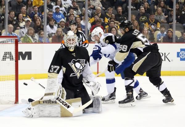 2016-02-20t211844z_1018911219_nocid_rtrmadp_3_nhl-tampa-bay-lightning-at-pittsburgh-penguins_reuters