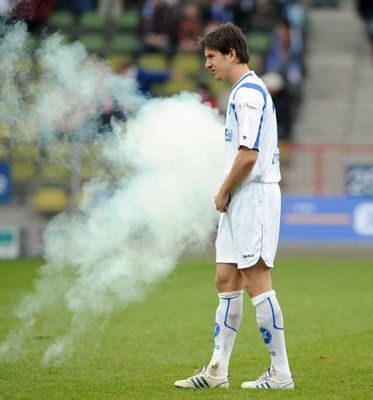 2009-02-21-00000301643118