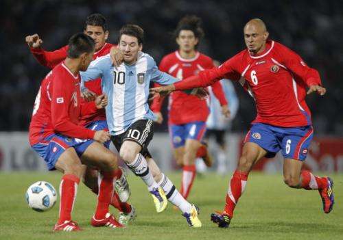 من أرشيف مباريات كوستاريكا والأرجنتين 