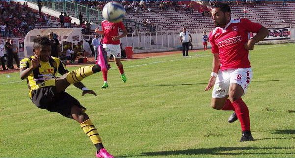 صورة من لقاء الذهاب بين النجم الساحلي واتحاد بن قردان 